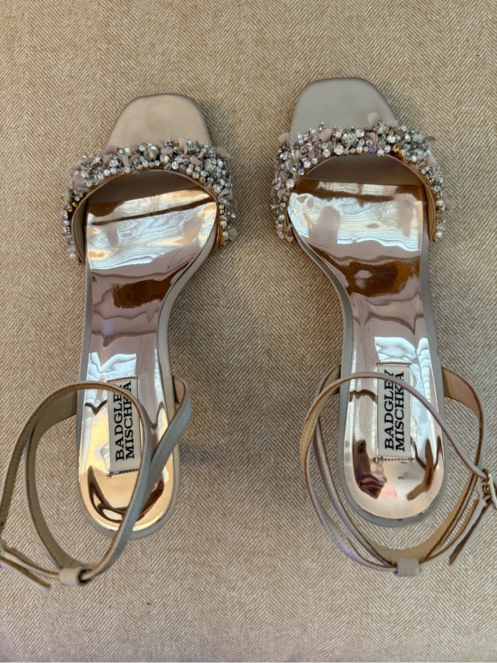 Badgley Mischka Pale Blush Crystal-Embellished Ankle-Strap Kitten Heels 9 1/2